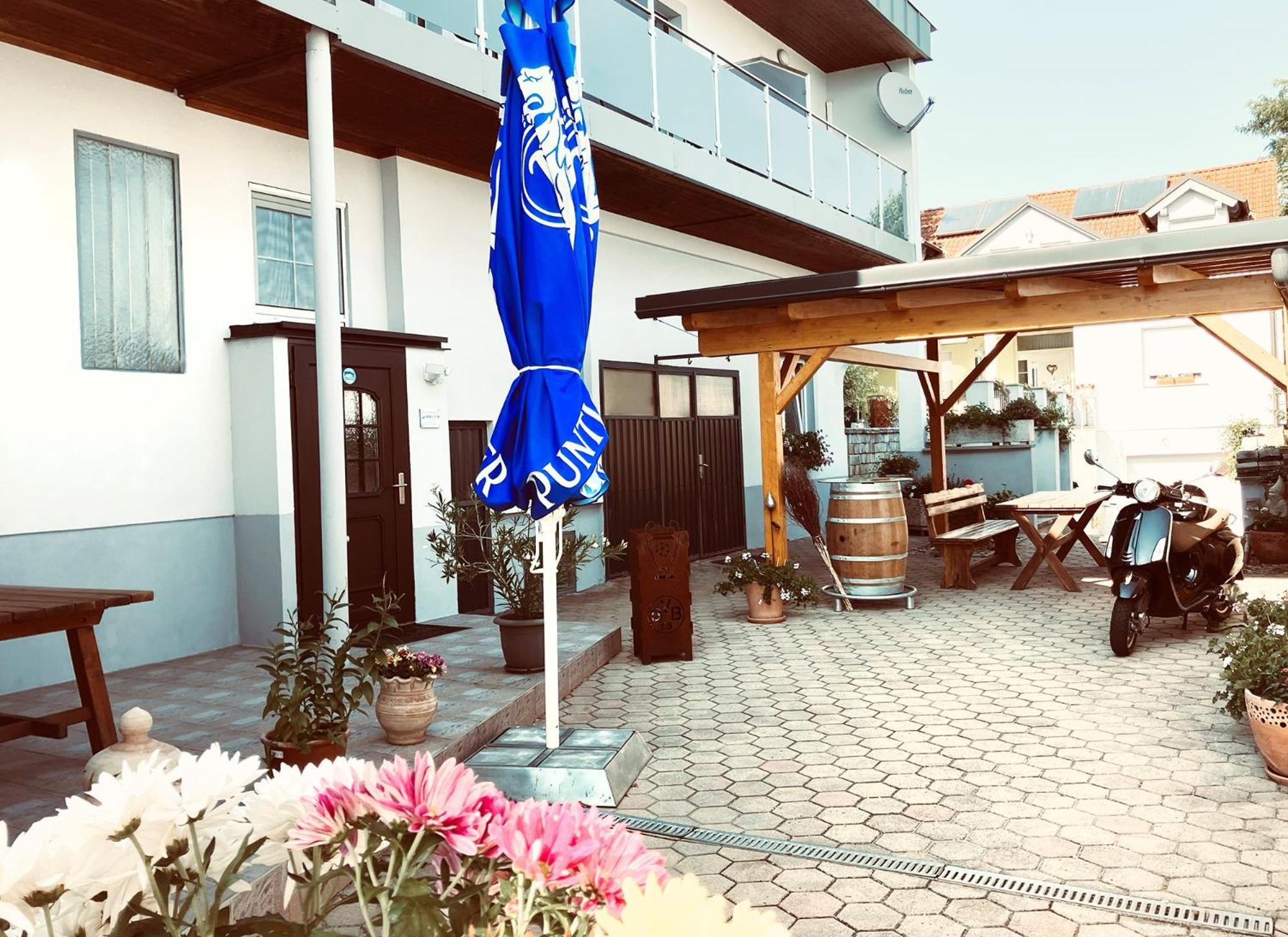 Pension Seeblick Latzko Neusiedl am See Exteriör bild